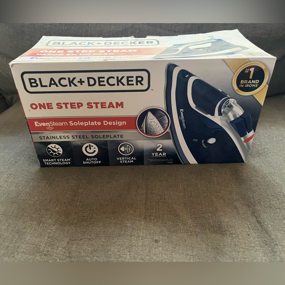 Black and decker iron